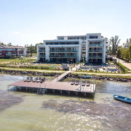 Lakeside 113 Apartamento *